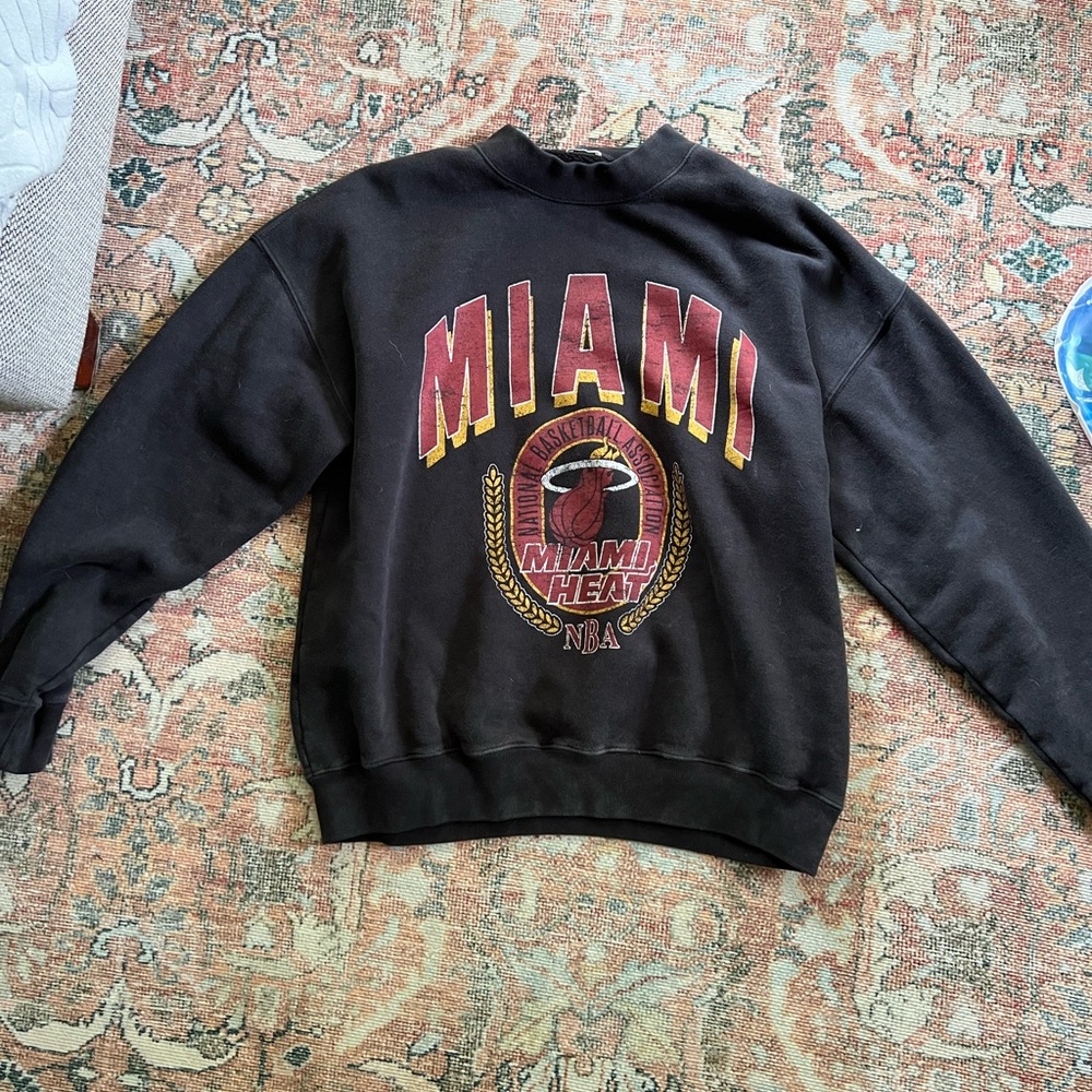 Abercrombie Boyfriend Crewneck Sweatshirt - Miami Heat